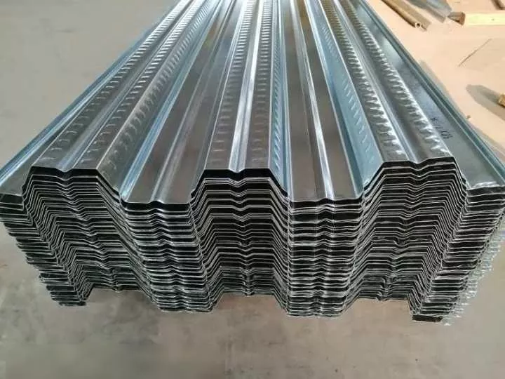 Polad döşəmə örtüyünü necə seçmək olar? Bu əsas növləri mənimsəyin