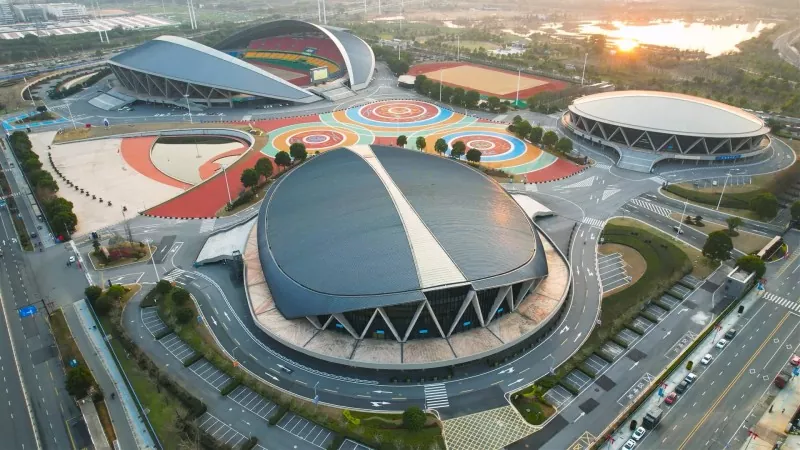 Məşhur Beynəlxalq Stadionun Polad Konstruksiyası