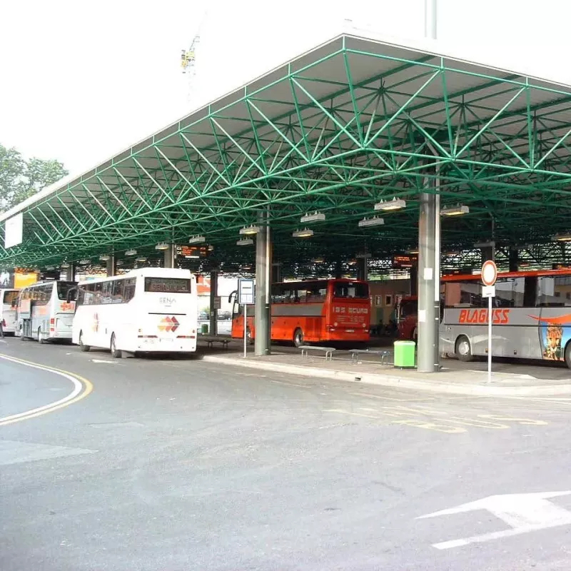 Polad Konstruksiya Avtobus Deposu